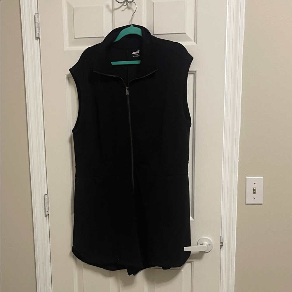 Black Sleeveless Zip-Up Shorts Jumpsuit
